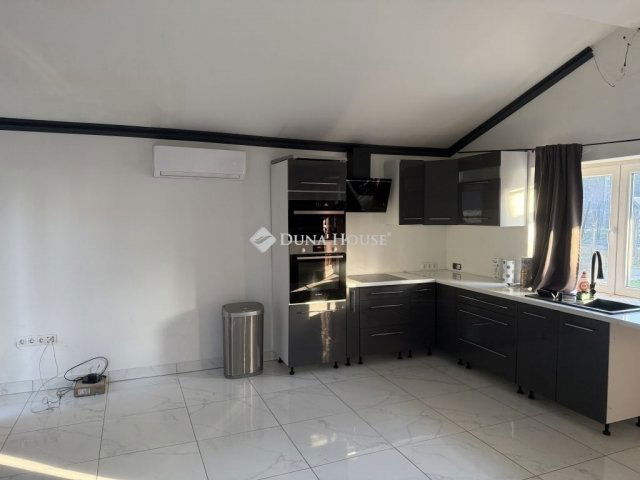 Eladó családi ház, Monorierdőn 37.5 M Ft, 2 szobás