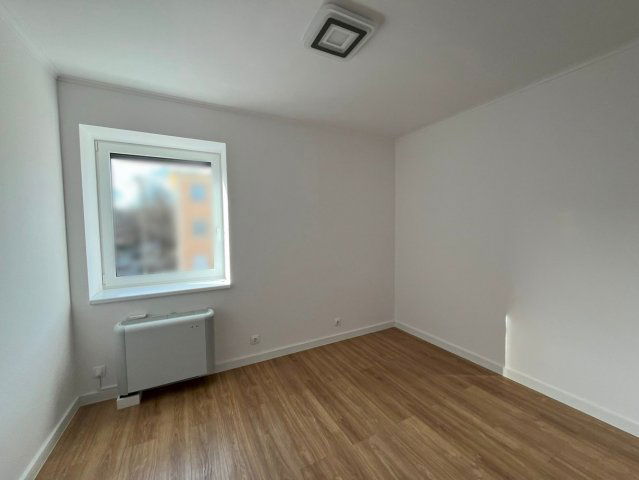 Kiadó téglalakás, albérlet, Tiszaújvárosban, Tisza úton