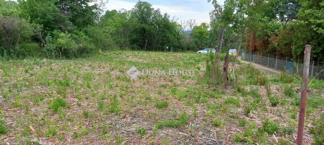 Eladó telek, Balatonfűzfőn 17 M Ft / költözzbe.hu