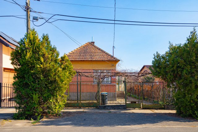 Eladó családi ház, Budapesten, XVI. kerületben 79 M Ft, 3 szobás