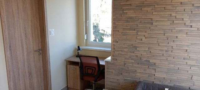 Kiadó téglalakás, albérlet, Pécsett, Kürt utcában, 2 szobás