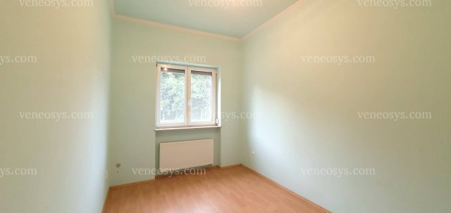 Eladó családi ház, Jakabszálláson 79 M Ft, 6 szobás
