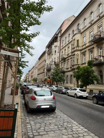 Eladó téglalakás, Budapesten, VII. kerületben 43.5 M Ft