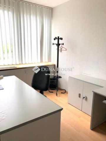 Eladó iroda, Budapesten, X. kerületben 190 M Ft