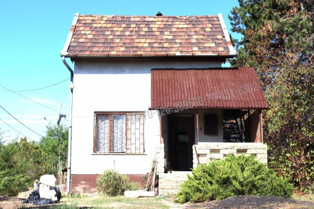 Eladó nyaraló, Tápiószentmártonon 13.5 M Ft, 2 szobás