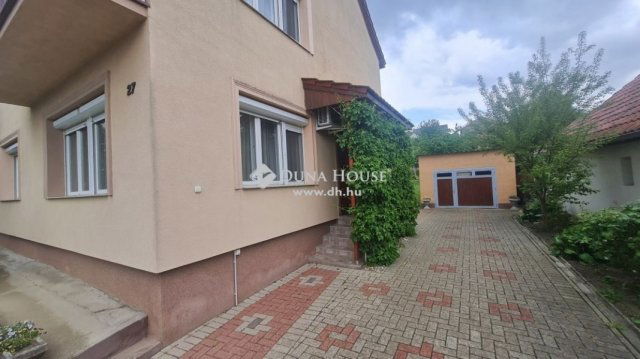 Eladó családi ház, Zalaegerszegen 72 M Ft, 4 szobás