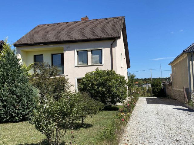 Eladó családi ház, Kópházán 73.9 M Ft, 4 szobás