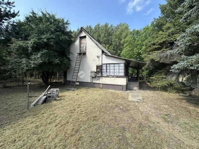 Eladó családi ház, Hernádon 26.9 M Ft, 1 szobás