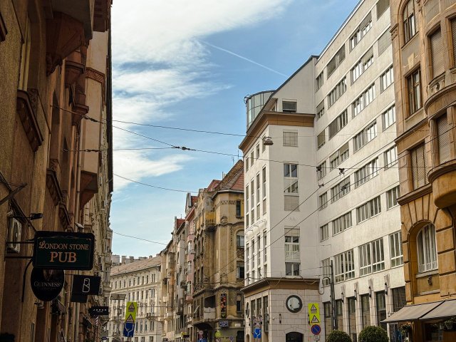 Kiadó téglalakás, albérlet, VII. kerületben, Wesselényi utcában