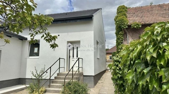 Eladó családi ház, Budapesten, XVIII. kerületben 84.9 M Ft