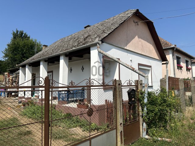 Eladó családi ház, Nyírtasson 7.9 M Ft, 2 szobás