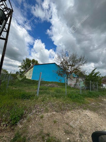 Eladó üzlethelyiség, Tatabányán 240 M Ft / költözzbe.hu