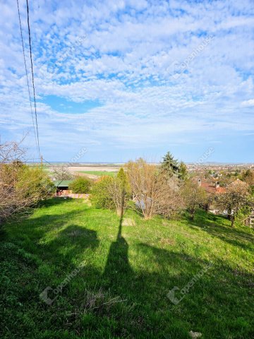 Eladó családi ház, Győrújbaráton 66.9 M Ft, 3 szobás
