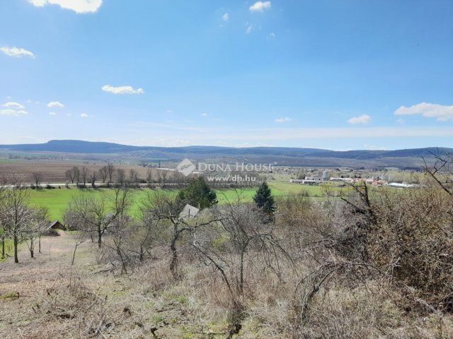 Eladó nyaraló, Héregen 3.9 M Ft, 2 szobás / költözzbe.hu
