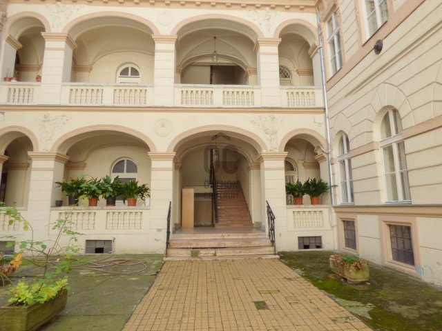 Eladó ipari ingatlan, Budapesten, IX. kerületben 13.49 M Ft
