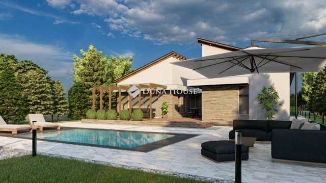 Eladó családi ház, Cegléden 104.9 M Ft, 5 szobás