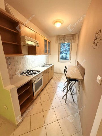 Eladó téglalakás, Győrött 62.5 M Ft, 2 szobás