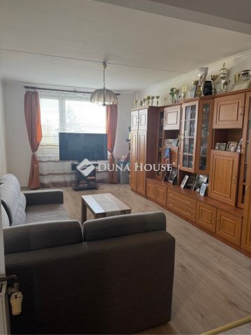 Eladó panellakás, Mosonmagyaróváron 48.9 M Ft, 2 szobás