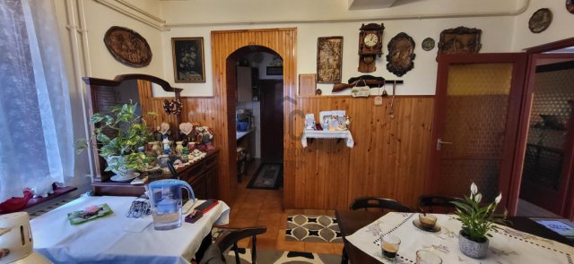 Eladó családi ház, Kistarcsán 109.9 M Ft, 4 szobás