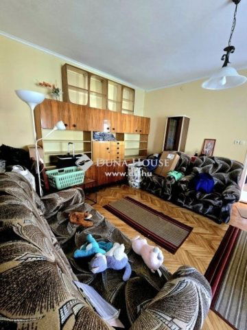 Eladó téglalakás, Siklóson 21.9 M Ft, 2 szobás