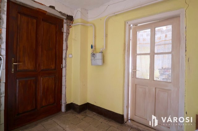 Eladó családi ház, Hódmezővásárhelyen 21 M Ft, 3 szobás