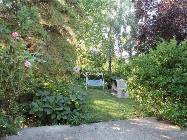 Eladó családi ház, Érden 198 M Ft, 4+1 szobás