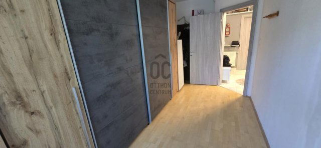 Eladó téglalakás, Budapesten, III. kerületben 142 M Ft, 3 szobás