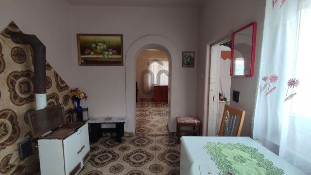 Eladó családi ház, Ácson 34.9 M Ft, 3 szobás