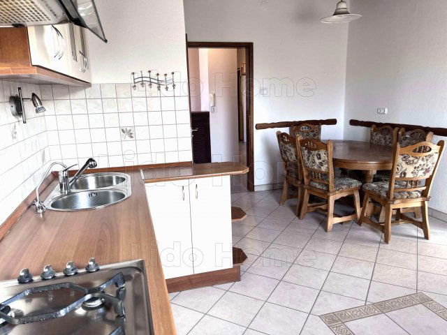 Kiadó családi ház, albérlet, Siófokon 225 E Ft / hó, 3 szobás