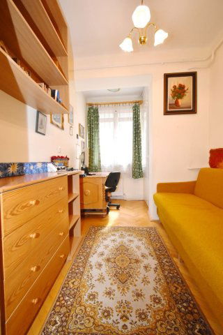 Kiadó téglalakás, albérlet, Debrecenben 230 E Ft / hó, 3 szobás