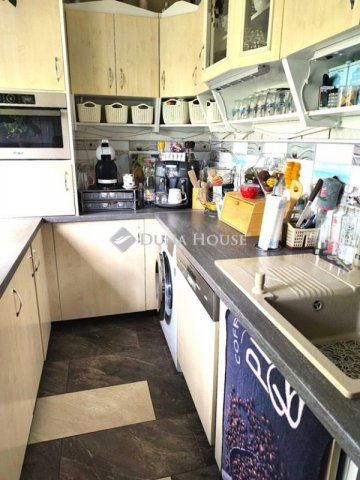 Eladó panellakás, Szegeden 69 M Ft, 3 szobás