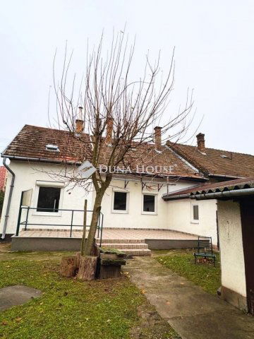 Eladó családi ház, Budapesten, XV. kerületben, Thököly úton