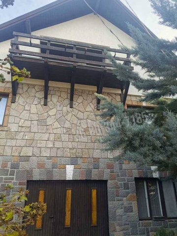 Eladó családi ház, Visegrádon, Harangvirág utcában 119 M Ft