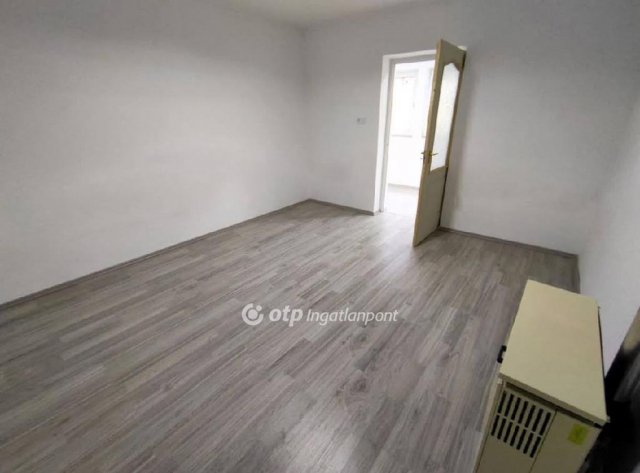 Eladó családi ház, Lánycsókon 28 M Ft, 3 szobás