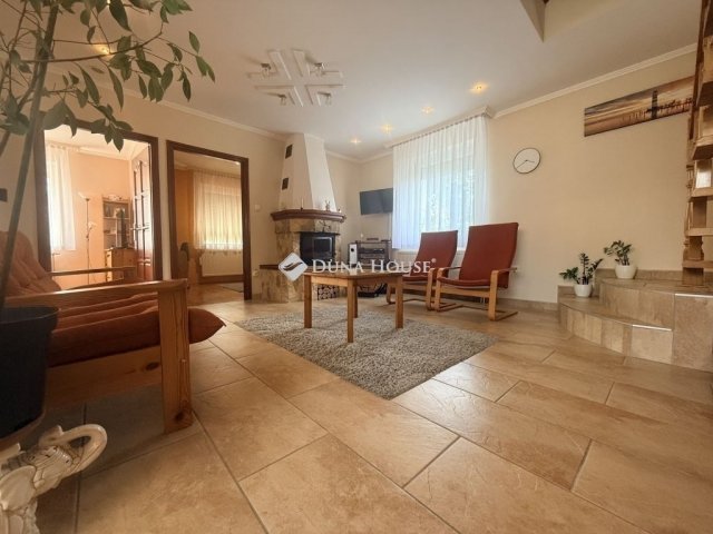 Eladó családi ház, Kecskeméten 94.9 M Ft, 4 szobás