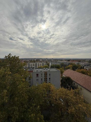 Eladó panellakás, Pécsett, Őz utcában 51.9 M Ft, 2 szobás