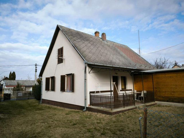 Eladó nyaraló, Balatonmáriafürdőn 42.9 M Ft, 2+1 szobás