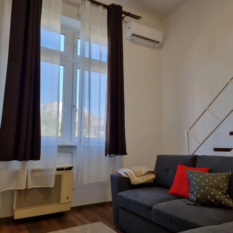 Eladó téglalakás, Budapesten, VIII. kerületben 45 M Ft, 1 szobás