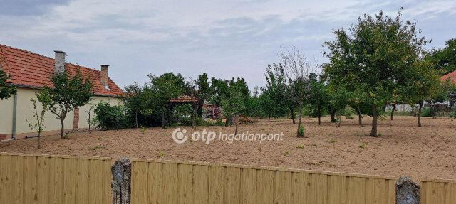 Eladó telek, Tégláson 13.15 M Ft / költözzbe.hu