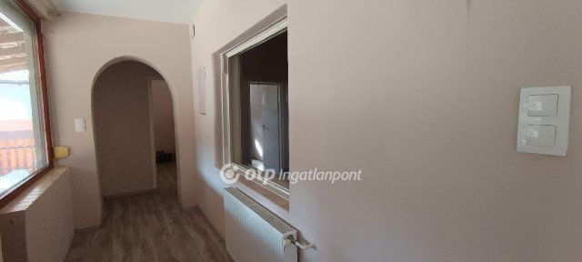 Eladó családi ház, Dömsödön 55.5 M Ft, 1+3 szobás