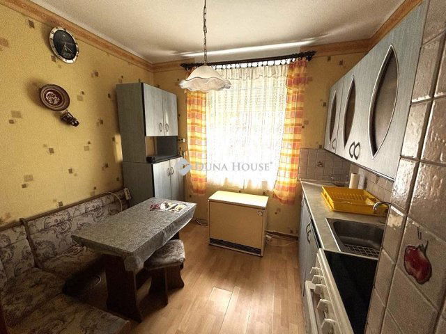 Eladó téglalakás, Mosonmagyaróváron 41.99 M Ft, 2 szobás