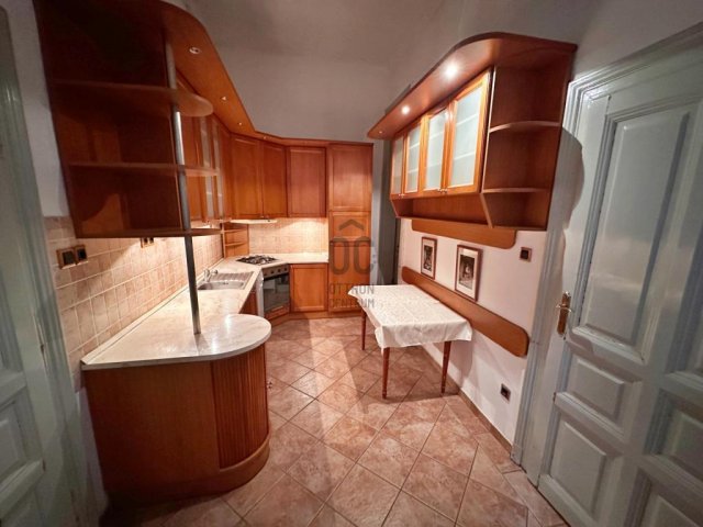 Eladó téglalakás, Budapesten, VII. kerületben 74.9 M Ft