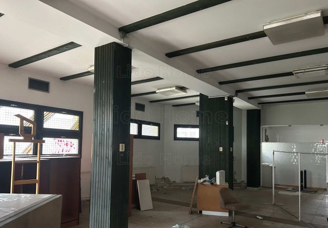 Eladó üzlethelyiség, Nagykanizsán 99.9 M Ft