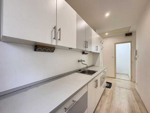 Eladó panellakás, Zalaegerszegen 32.5 M Ft, 2 szobás