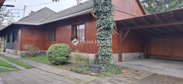 Eladó családi ház, Bonyhádon 44.9 M Ft, 5 szobás
