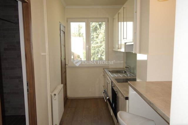 Eladó téglalakás, Budapesten, II. kerületben 109.9 M Ft