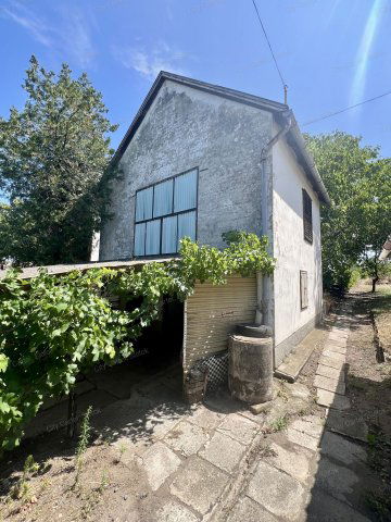 Eladó nyaraló, Siófokon 21.9 M Ft, 2 szobás