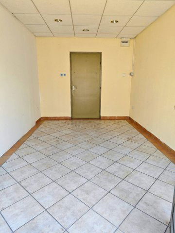 Kiadó üzlethelyiség, Miskolcon 95 E Ft / hó