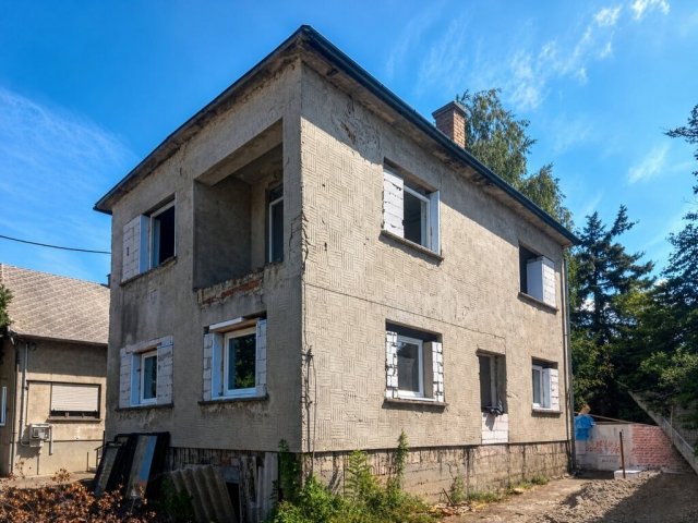 Eladó családi ház, Kiskunlacházán 49.9 M Ft, 4 szobás