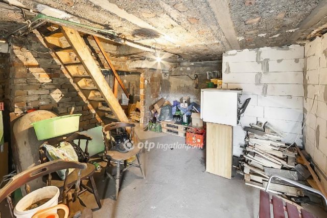 Eladó családi ház, Jánossomorján 50 M Ft, 3 szobás